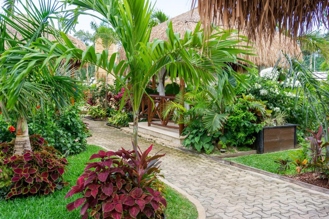 Tsaakik Jungle Hotel & Spa كانكون المظهر الخارجي الصورة