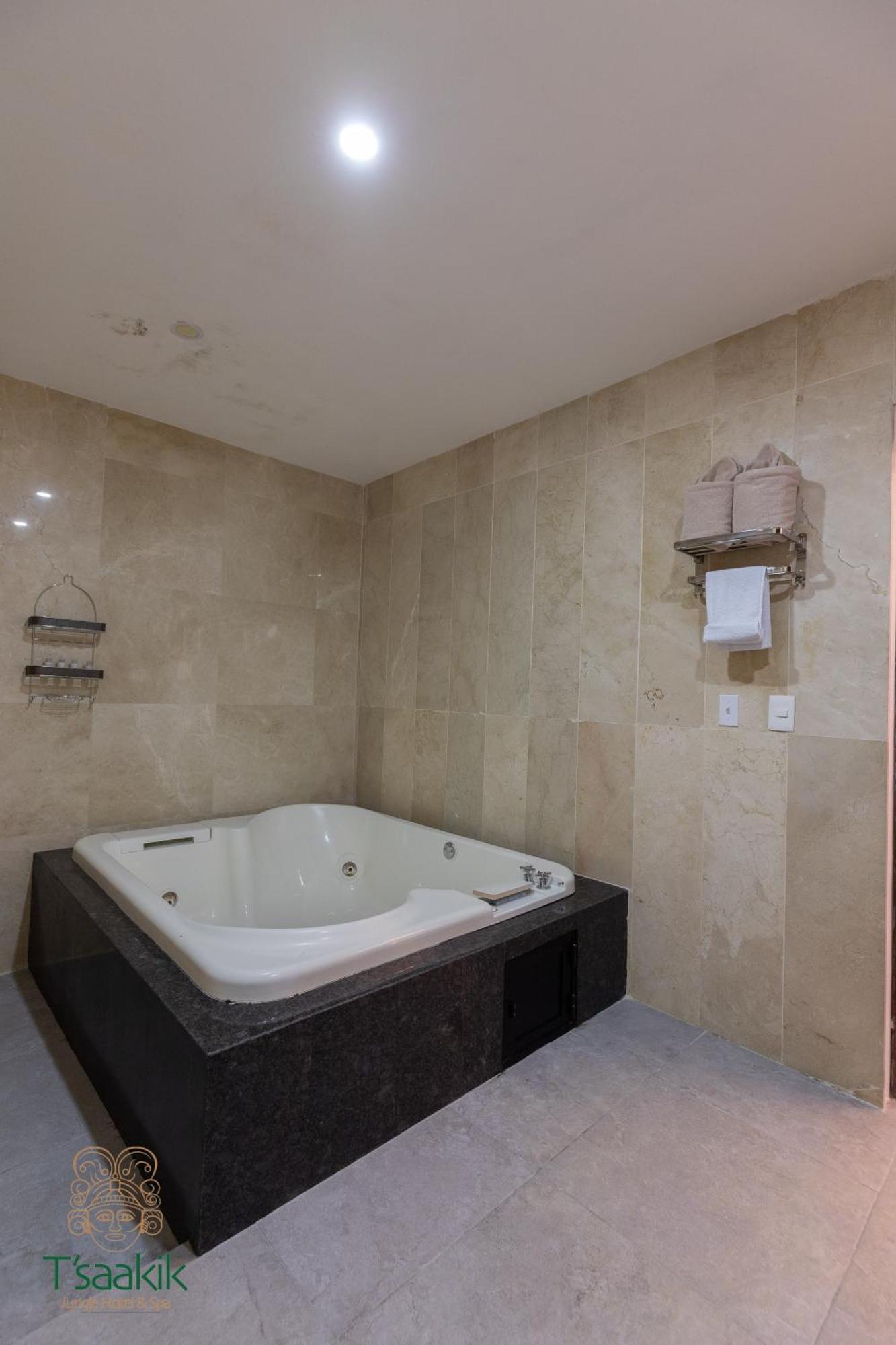 Tsaakik Jungle Hotel & Spa كانكون المظهر الخارجي الصورة